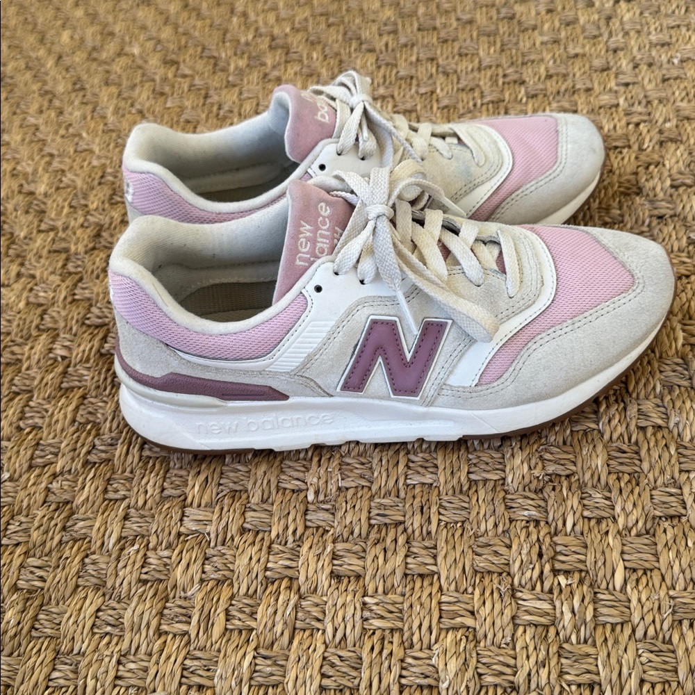 New Balance White & Light Pink 997H Sneakers